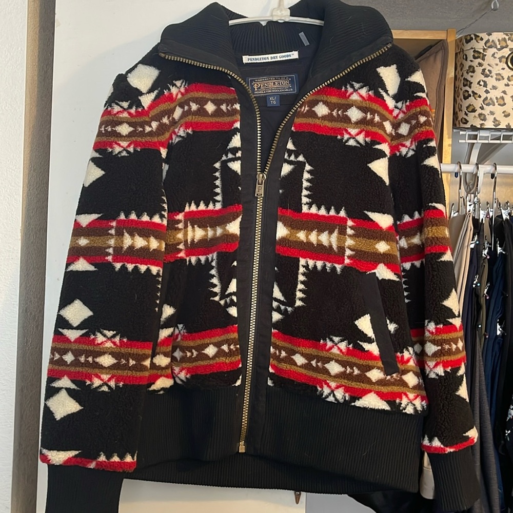 Pendleton Fleece Bomber Jacket multi colored with black, green, red, crème.